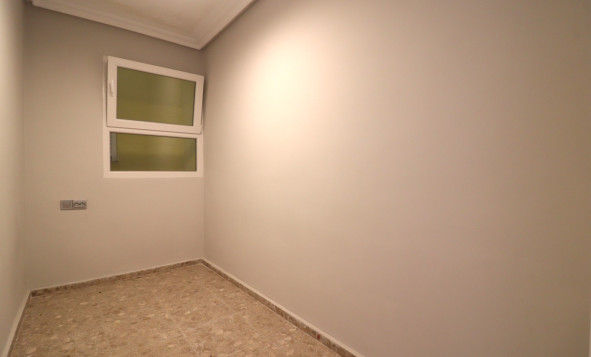 Resale - 1. Apartment / flat - Torrevieja - Torre La Mata