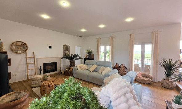 Resale - 7. Finca / Country property - Pinoso - Pinoso - Country