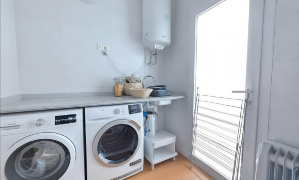 Resale - 7. Finca / Country property - Pinoso - Pinoso - Country