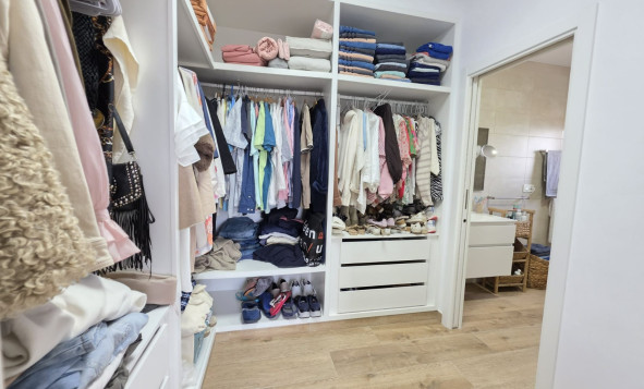 Resale - 7. Finca / Country property - Pinoso - Pinoso - Country