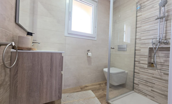 Resale - 7. Finca / Country property - Pinoso - Pinoso - Country