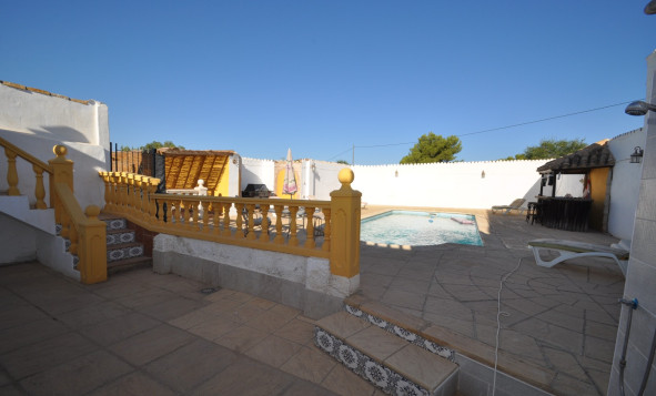 Resale - 7. Finca / Country property - Pinoso - Pinoso - Town