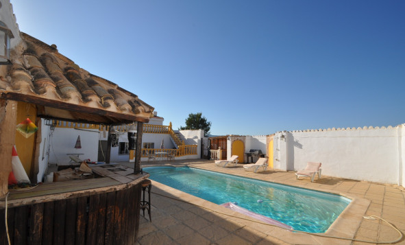 Resale - 7. Finca / Country property - Pinoso - Pinoso - Town