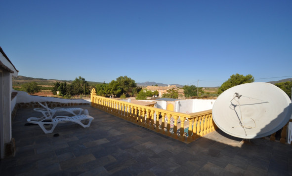 Resale - 7. Finca / Country property - Pinoso - Pinoso - Town