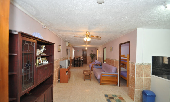 Resale - 7. Finca / Country property - Pinoso - Pinoso - Town