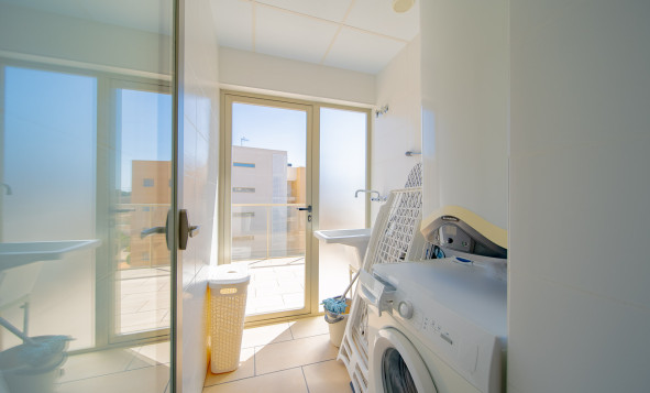 Reventa - 1. Apartamento / piso - Orihuela Costa - Costa Blanca Sur