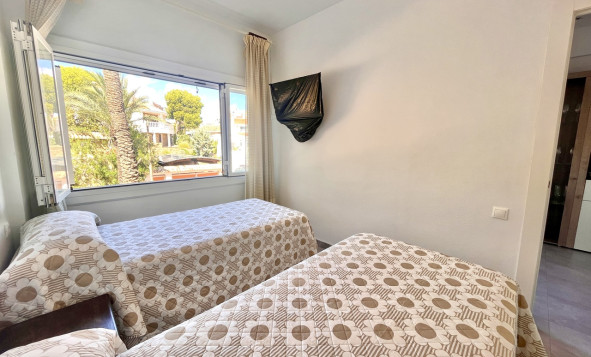 Reventa - 1. Apartamento / piso - La Zenia - Costa Blanca Sur