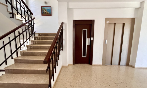 Reventa - 1. Apartamento / piso - La Zenia - Costa Blanca Sur