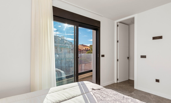 Reventa - 4. Chalet pareado - Torre de la Horadada - Costa Blanca Sur