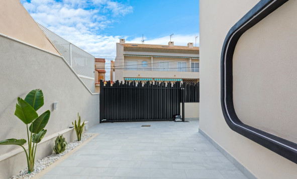 Reventa - 4. Chalet pareado - Torre de la Horadada - Costa Blanca Sur