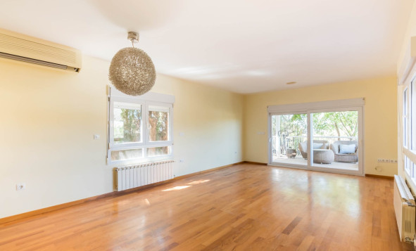 Reventa - 3. Casa indepiende - MOLINA DEL SEGURA