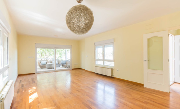 Reventa - 3. Casa indepiende - MOLINA DEL SEGURA