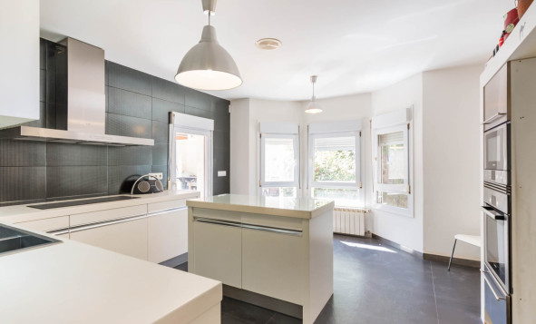 Reventa - 3. Casa indepiende - MOLINA DEL SEGURA