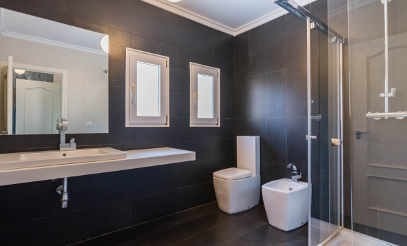 Reventa - 3. Casa indepiende - MOLINA DEL SEGURA