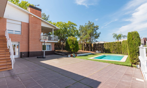 Reventa - 3. Casa indepiende - MOLINA DEL SEGURA