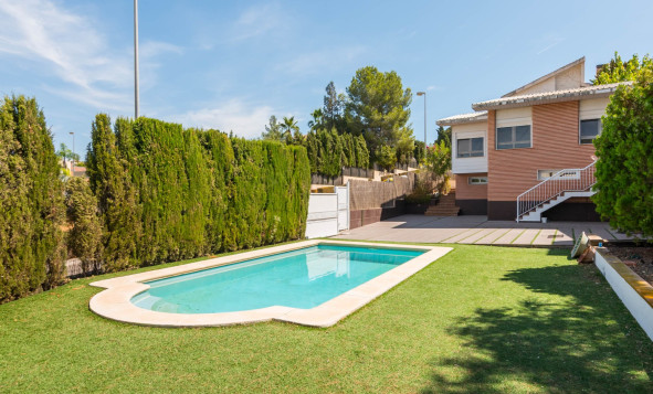 Reventa - 3. Casa indepiende - MOLINA DEL SEGURA