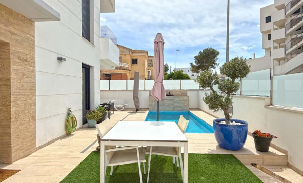 Reventa - 3. Casa indepiende - Orihuela Costa - Costa Blanca Sur
