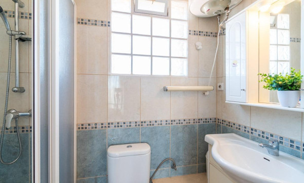 Reventa - 3. Casa indepiende - San Fulgencio - Costa Blanca Sur