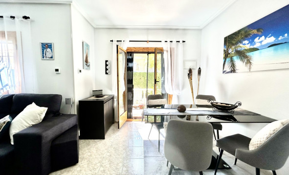 Reventa - 2. Chalet adosado - Playa Flamenca - Costa Blanca Sur