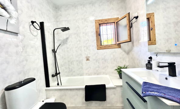 Reventa - 2. Chalet adosado - Playa Flamenca - Costa Blanca Sur