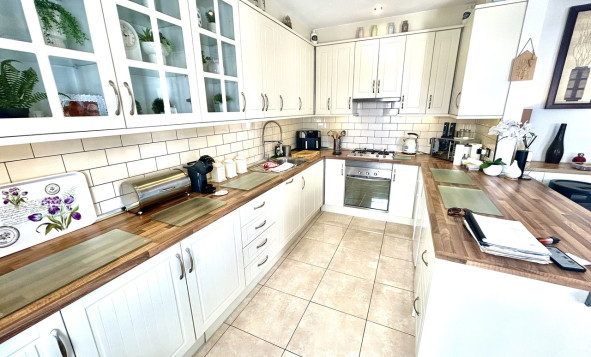 Resale - 3. Detached house - Villamartin - Costa Blanca South