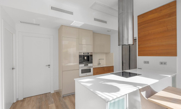 Herverkoop - 3. Vrijstaande villa - Rojales - Pueblo bravo