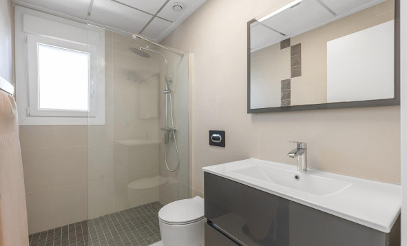 Herverkoop - 3. Vrijstaande villa - Rojales - Pueblo bravo