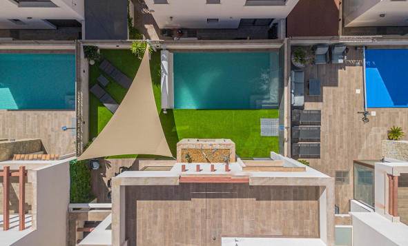 Herverkoop - 3. Vrijstaande villa - Rojales - Pueblo bravo