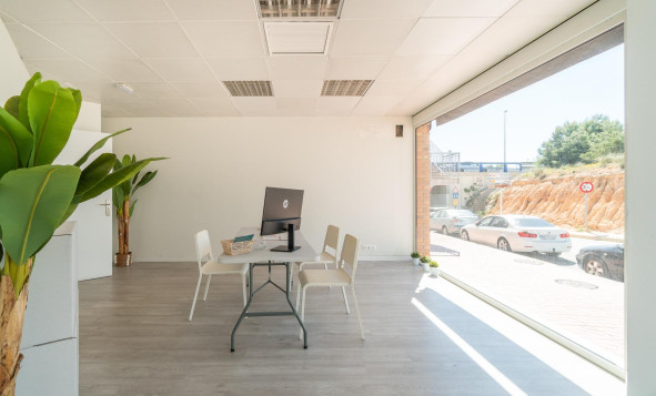 Lange termijn verhuur - Commercieel vastgoed - Orihuela Costa - Costa Blanca Zuid