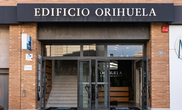 Lange termijn verhuur - Commercieel vastgoed - Orihuela Costa - Costa Blanca Zuid