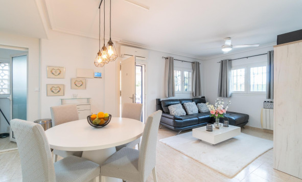 Herverkoop - 3. Vrijstaande villa - Orihuela Costa - Zeniamar-Horizonte-La Campana