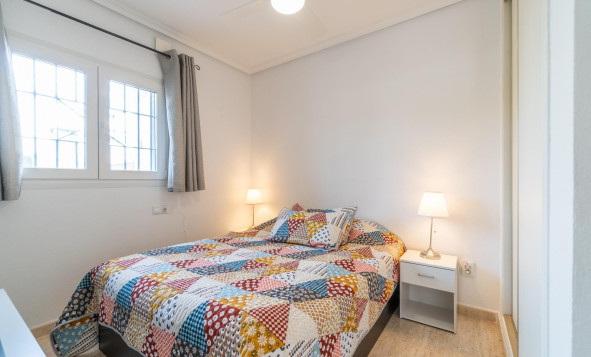 Herverkoop - 3. Vrijstaande villa - Orihuela Costa - Zeniamar-Horizonte-La Campana