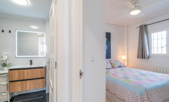 Herverkoop - 3. Vrijstaande villa - Orihuela Costa - Zeniamar-Horizonte-La Campana