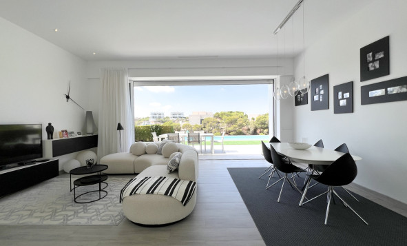 Herverkoop - 3. Vrijstaande villa - Dehesa de Campoamor - Costa Blanca Zuid