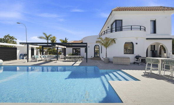 Herverkoop - 3. Vrijstaande villa - Torrevieja - Costa Blanca Zuid