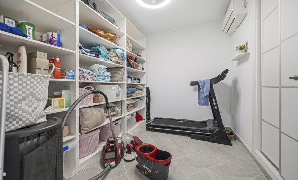 Herverkoop - 3. Vrijstaande villa - Torrevieja - Costa Blanca Zuid