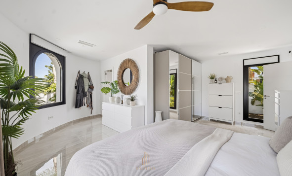 Herverkoop - 3. Vrijstaande villa - Torrevieja - Costa Blanca Zuid