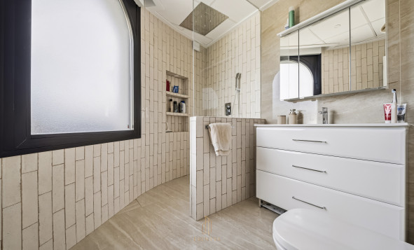 Herverkoop - 3. Vrijstaande villa - Torrevieja - Costa Blanca Zuid