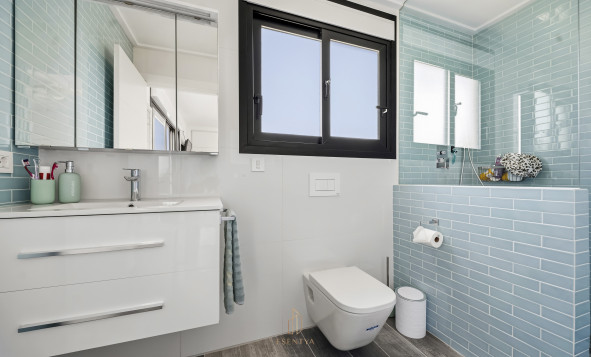 Herverkoop - 3. Vrijstaande villa - Torrevieja - Costa Blanca Zuid