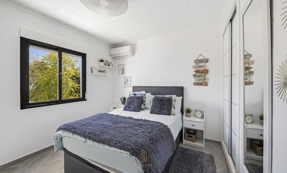 Herverkoop - 3. Vrijstaande villa - Torrevieja - Costa Blanca Zuid