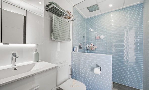 Herverkoop - 3. Vrijstaande villa - Torrevieja - Costa Blanca Zuid