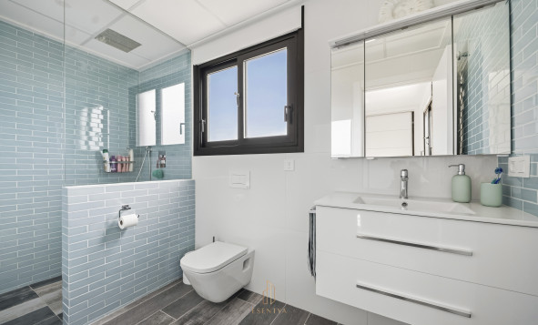 Herverkoop - 3. Vrijstaande villa - Torrevieja - Costa Blanca Zuid