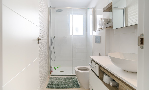 Herverkoop - 3. Vrijstaande villa - Ciudad Quesada - Costa Blanca Zuid