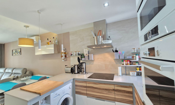 Herverkoop - 1. Appartement / flat - Orihuela Costa - Punta Prima *