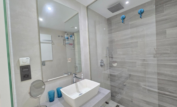 Herverkoop - 1. Appartement / flat - Orihuela Costa - Punta Prima *