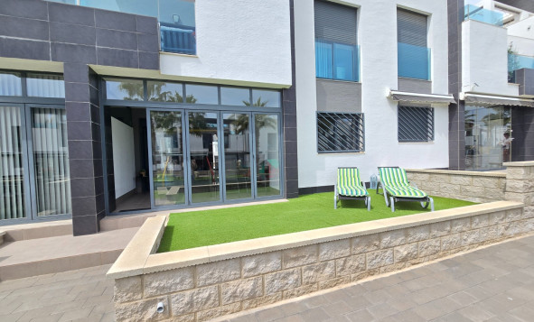 Herverkoop - 1. Appartement / flat - Orihuela Costa - Punta Prima *