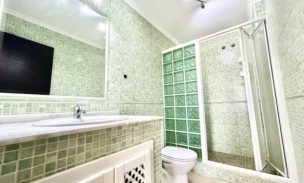 Herverkoop - 1. Appartement / flat - Villamartin - Costa Blanca Zuid