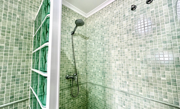 Herverkoop - 1. Appartement / flat - Villamartin - Costa Blanca Zuid