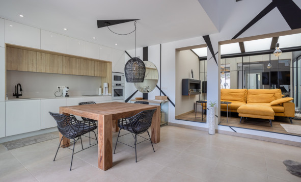 Herverkoop - 3. Vrijstaande villa - Benijófar - Costa Blanca Zuid