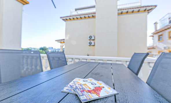 Resale - 4. Semi-detached villa - Playa Flamenca - Costa Blanca South